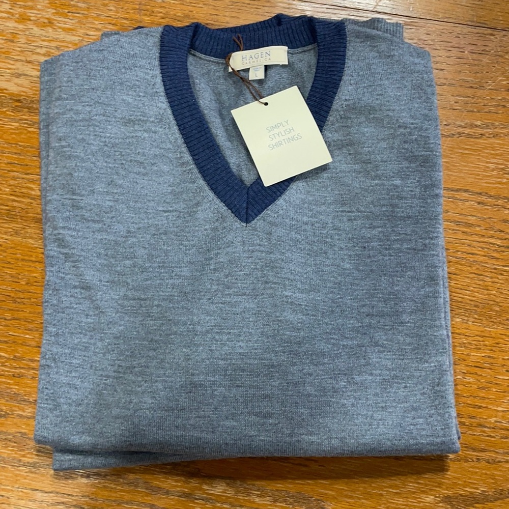 Hagen V Neck